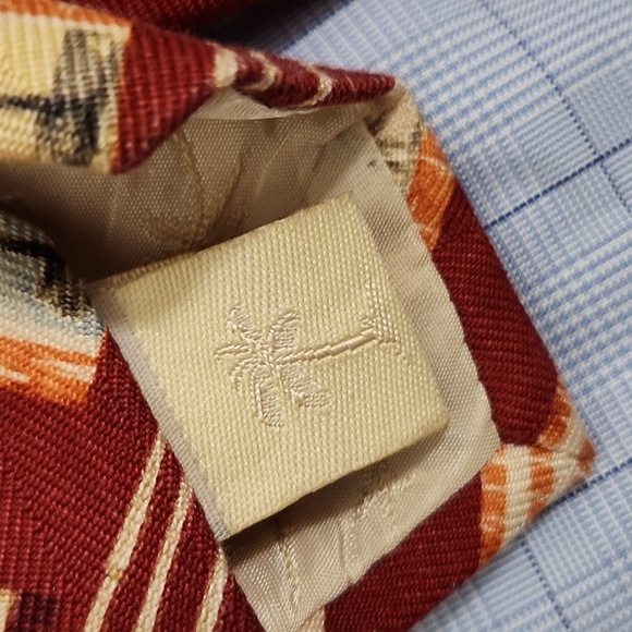 Tommy Bahama Silk Tie - Tropical Patriotic Theme - Stylish Men's Neckwear - Picture 5 of 7